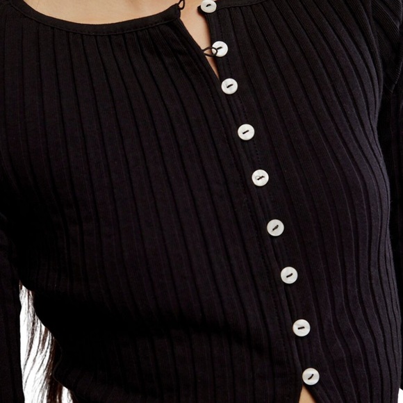 Brand New With Tags Free People Black Tilly Cardigan Size XL - Picture 3 of 4